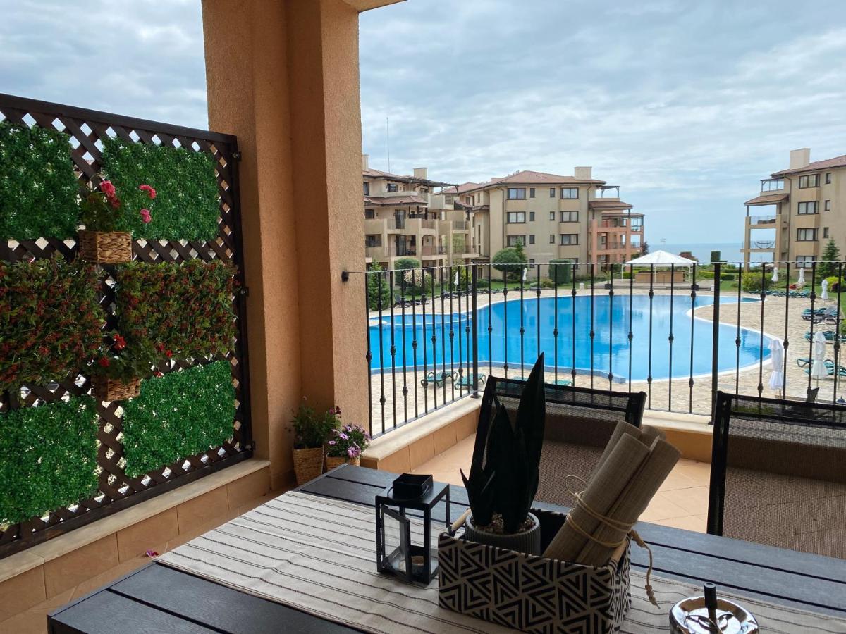 Sea View & Infinity Pool Apartments In Kaliakria Resort Balchik Exterior photo